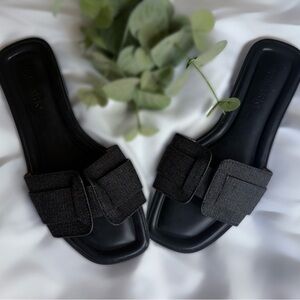 Stylish Black Slide Sandals